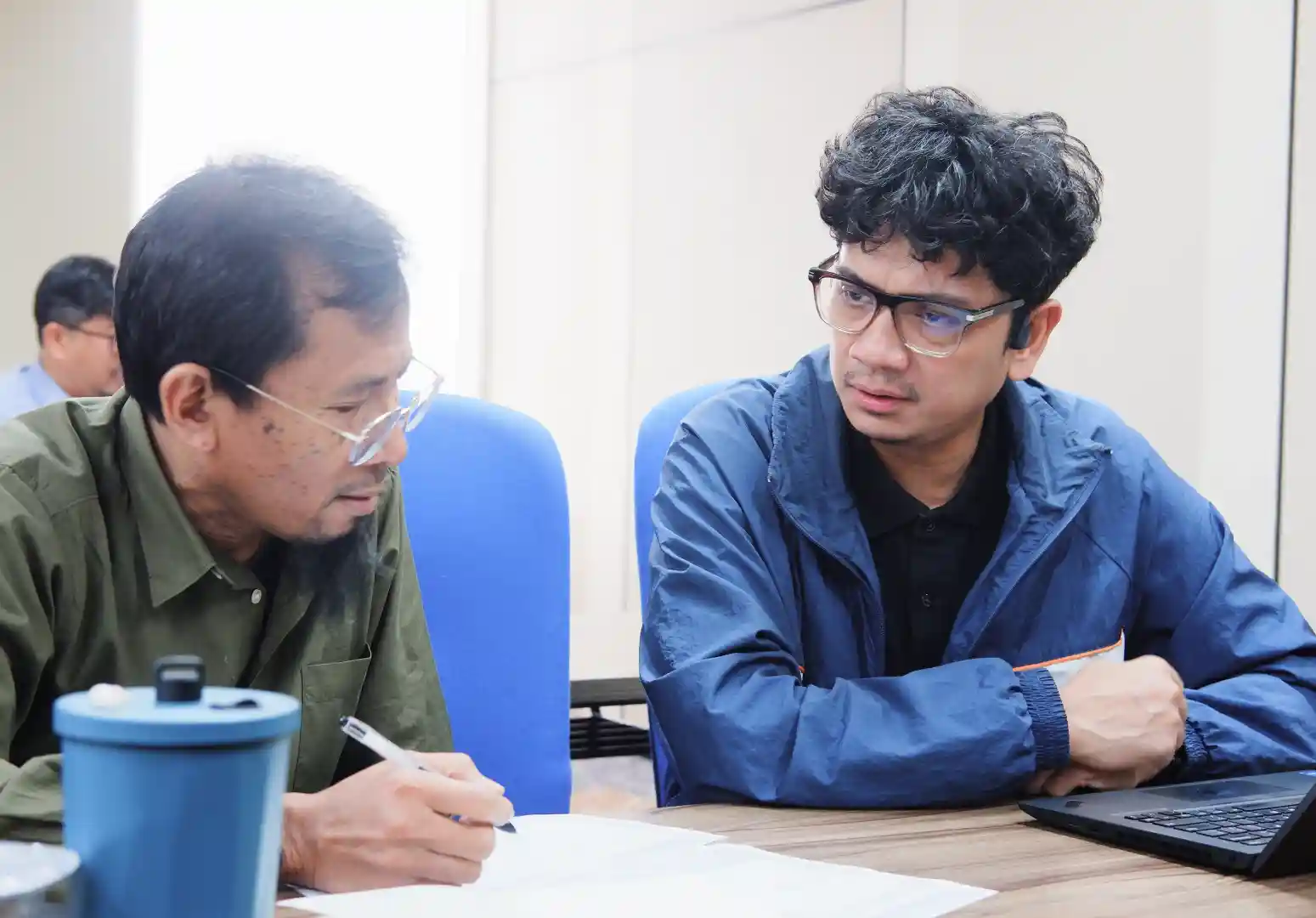 Exclusive Offline Sessions